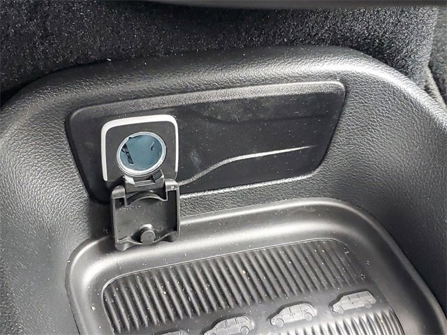 New 2026 Chrysler Pacifica Select image 30