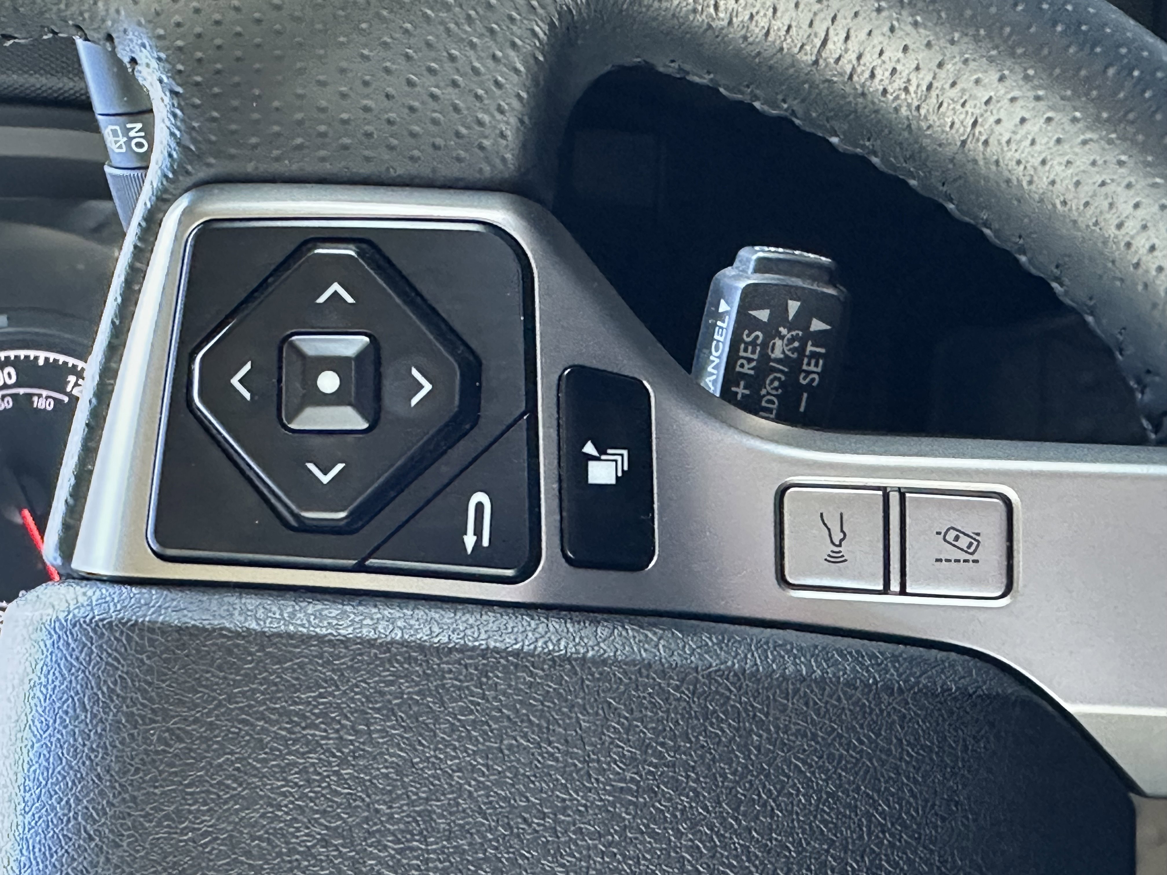 Used 2024 Toyota 4Runner SR5 image 44