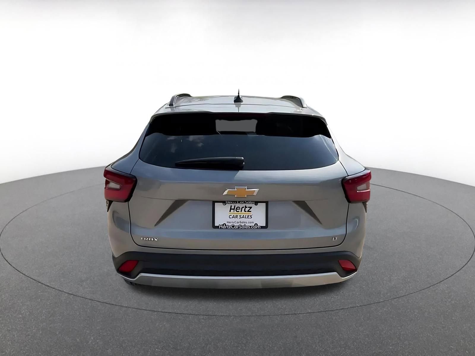 Used 2025 Chevrolet Trax LT w/ LT Convenience Package FWD image 12