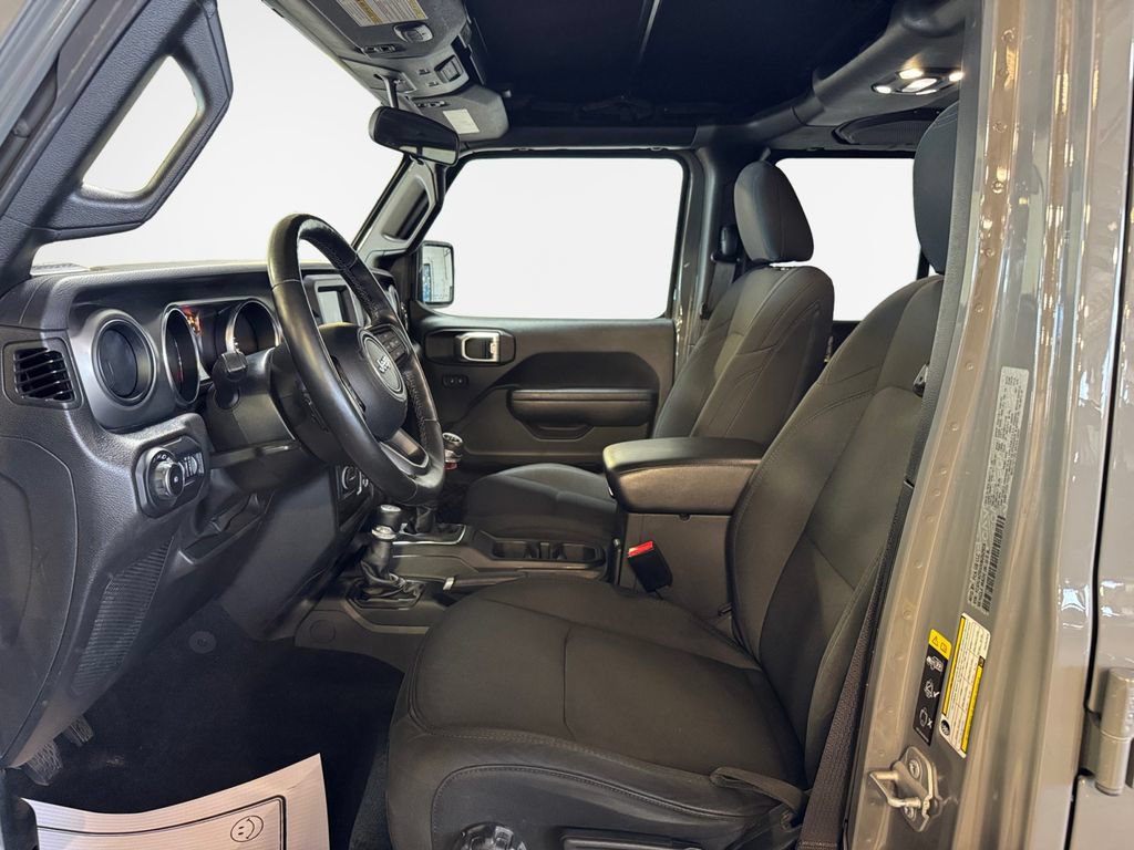 Used 2022 Jeep Wrangler Unlimited Sport AWD/4WD image 12