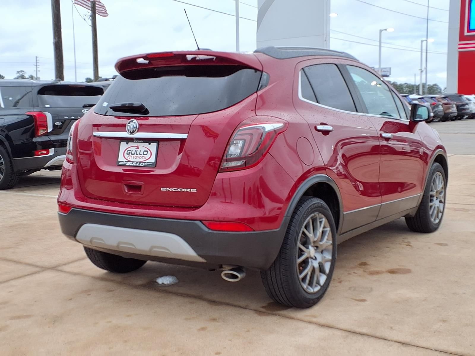 Used 2019 Buick Encore Sport Touring w/ Safety Package FWD image 6