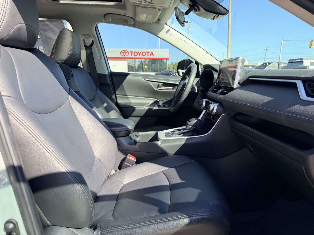 Certified 2023 Toyota RAV4 XLE w/ Convenience Package AWD/4WD image 13