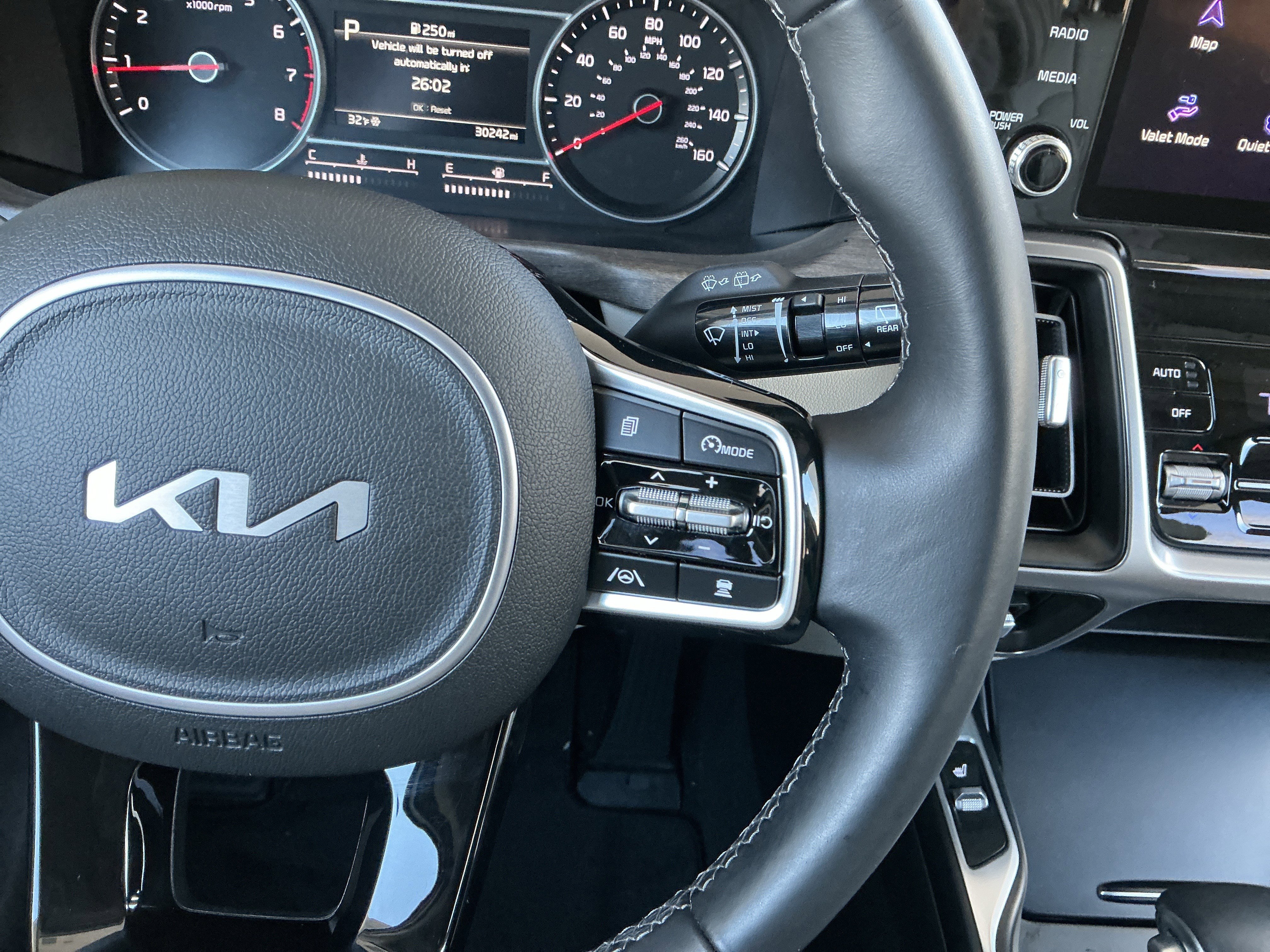 Used 2023 Kia Sorento EX w/ Panoramic Sunroof Package image 13