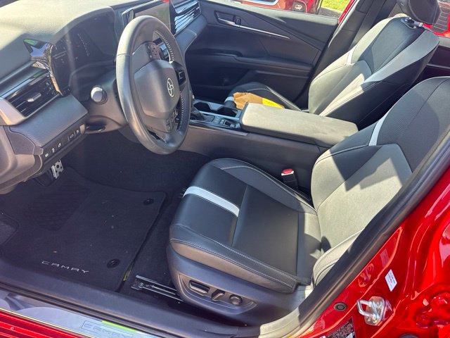 Used 2026 Toyota Camry SE w/ Multimedia Upgrade Package AWD/4WD image 8
