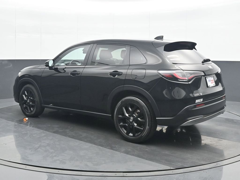 Used 2023 Honda HR-V Sport image 4