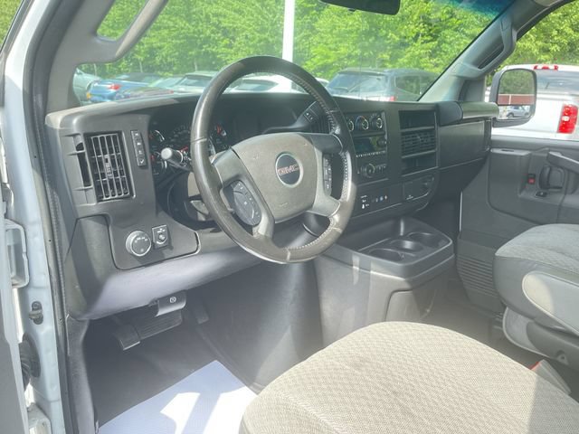 Used 2023 GMC Savana 3500 Extended w/ Driver Convenience Package RWD image 11