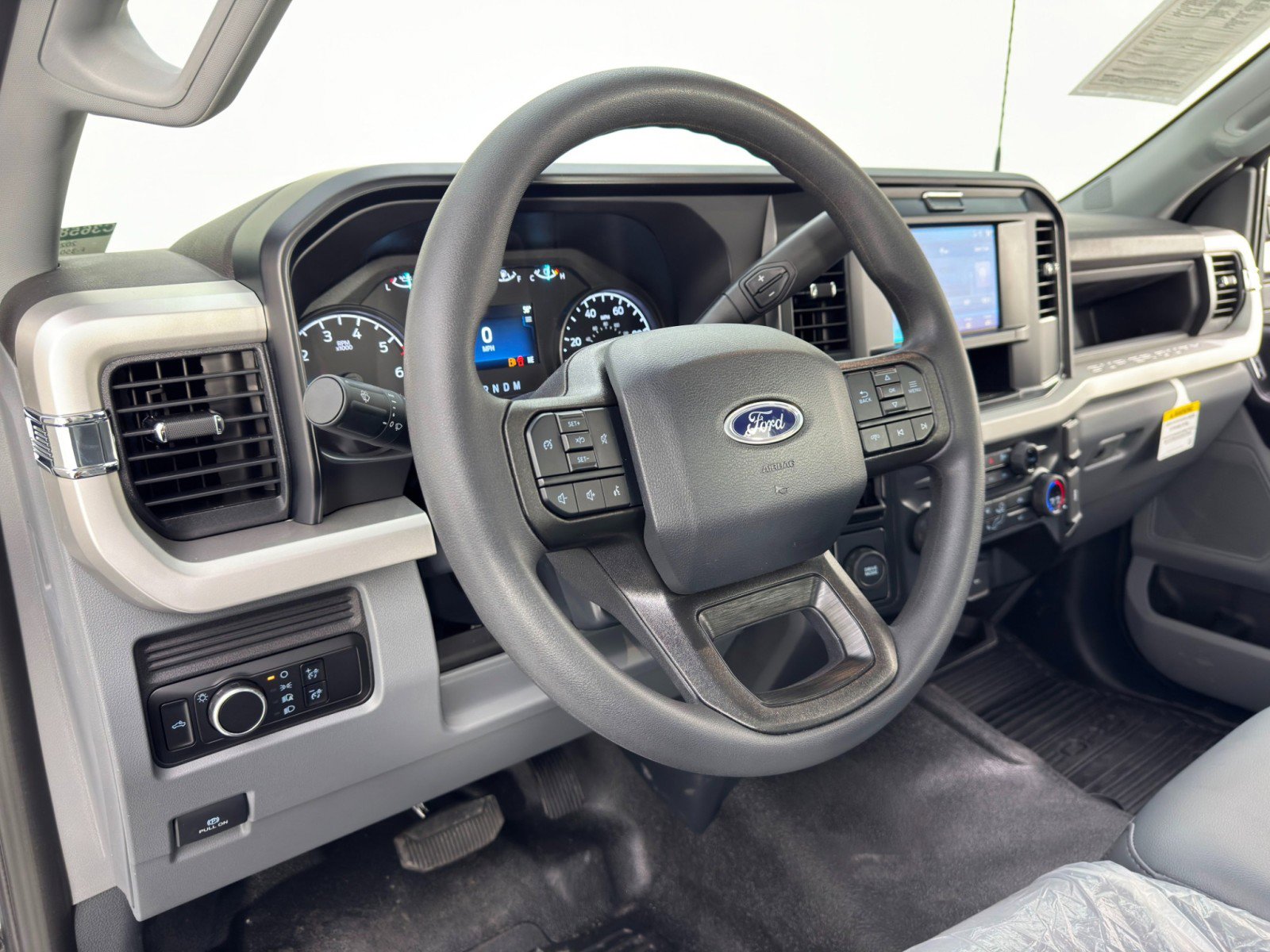 Used 2025 Ford F350 XL w/ XL Driver Assist Package image 12