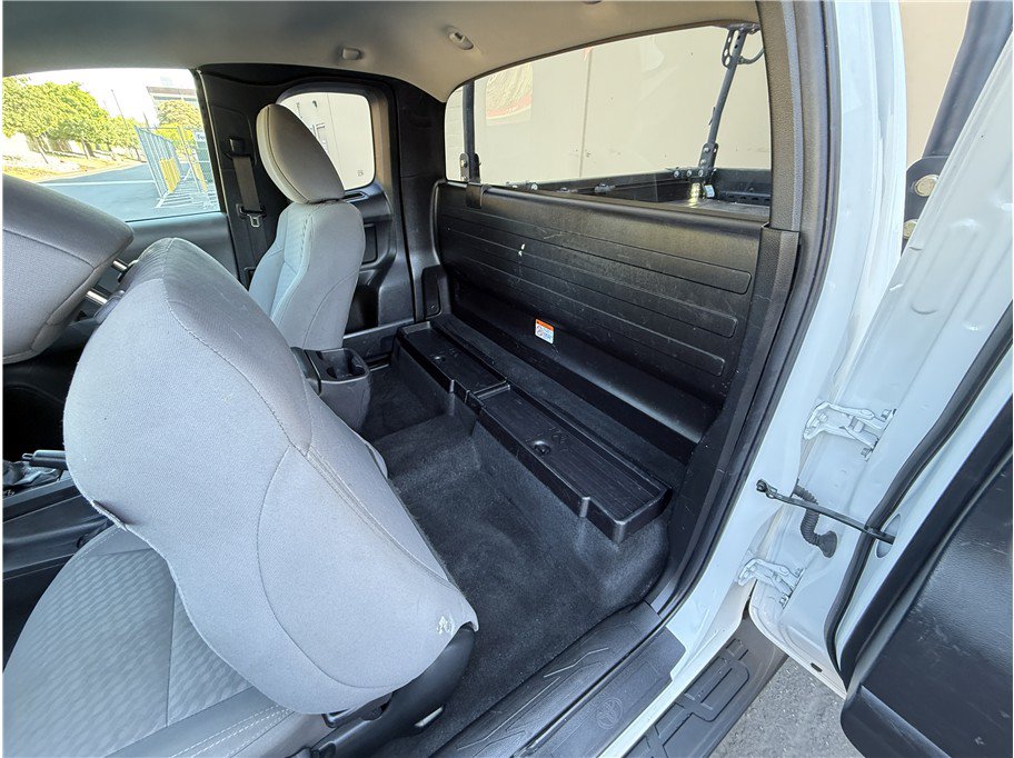 Used 2023 Toyota Tacoma SR RWD image 12