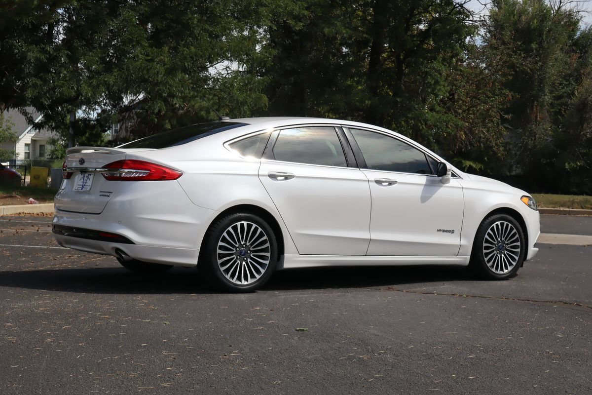 Used 2017 Ford Fusion Titanium FWD image 5
