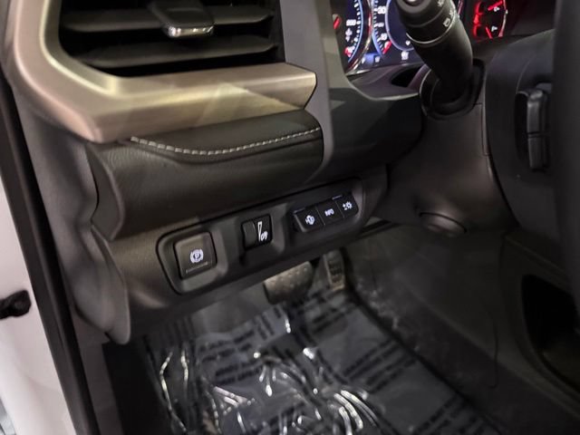 Used 2023 GMC Acadia Denali w/ Denali Ultimate Package AWD/4WD image 13