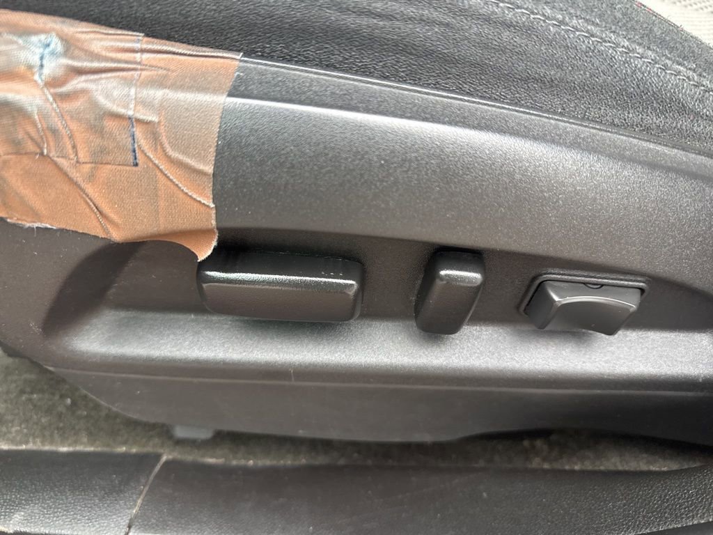 Used 2017 Chevrolet Equinox LT w/ Convenience Package image 8