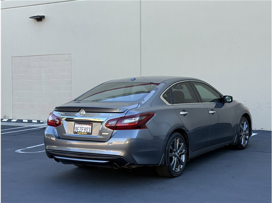 Used 2018 Nissan Altima 2.5 SR w/ SR Special Edition FWD image 6