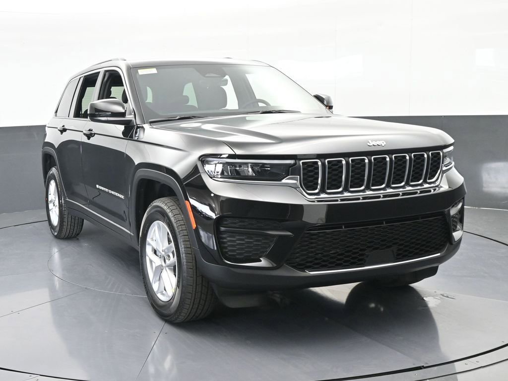 New 2026 Jeep Grand Cherokee Laredo X image 9