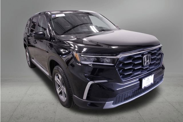 Certified 2025 Honda Pilot EX-L image 9