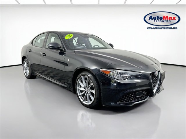 Used 2022 Alfa Romeo Giulia Ti image 1