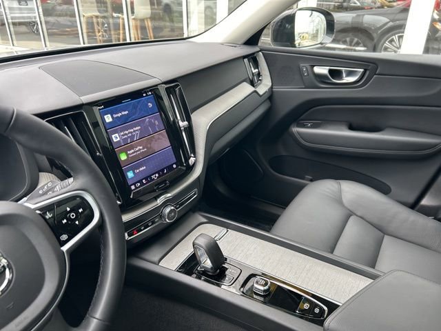 Certified 2025 Volvo XC60 B5 Plus image 19