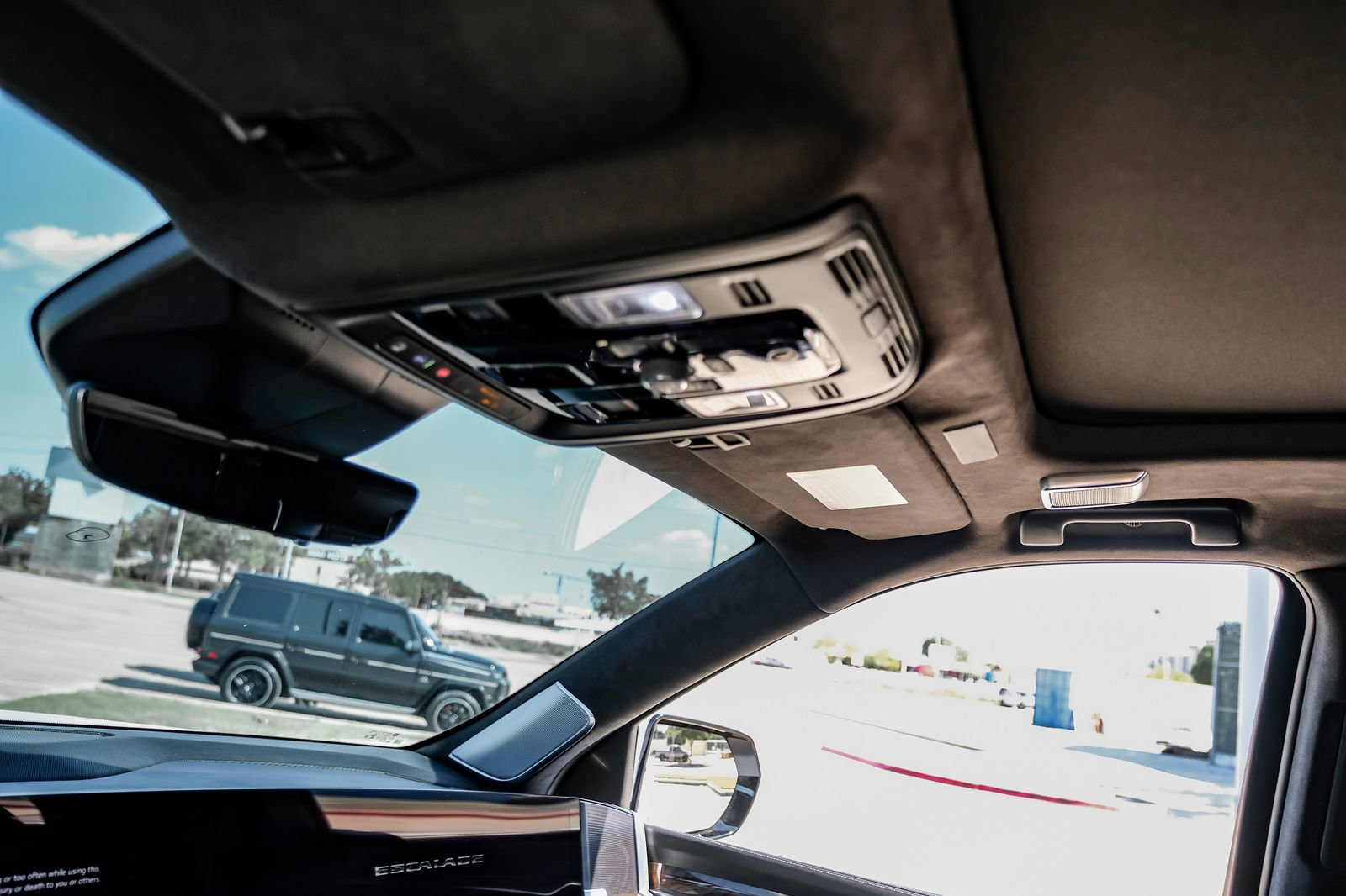 Used 2025 Cadillac Escalade Sport Platinum AWD/4WD image 30