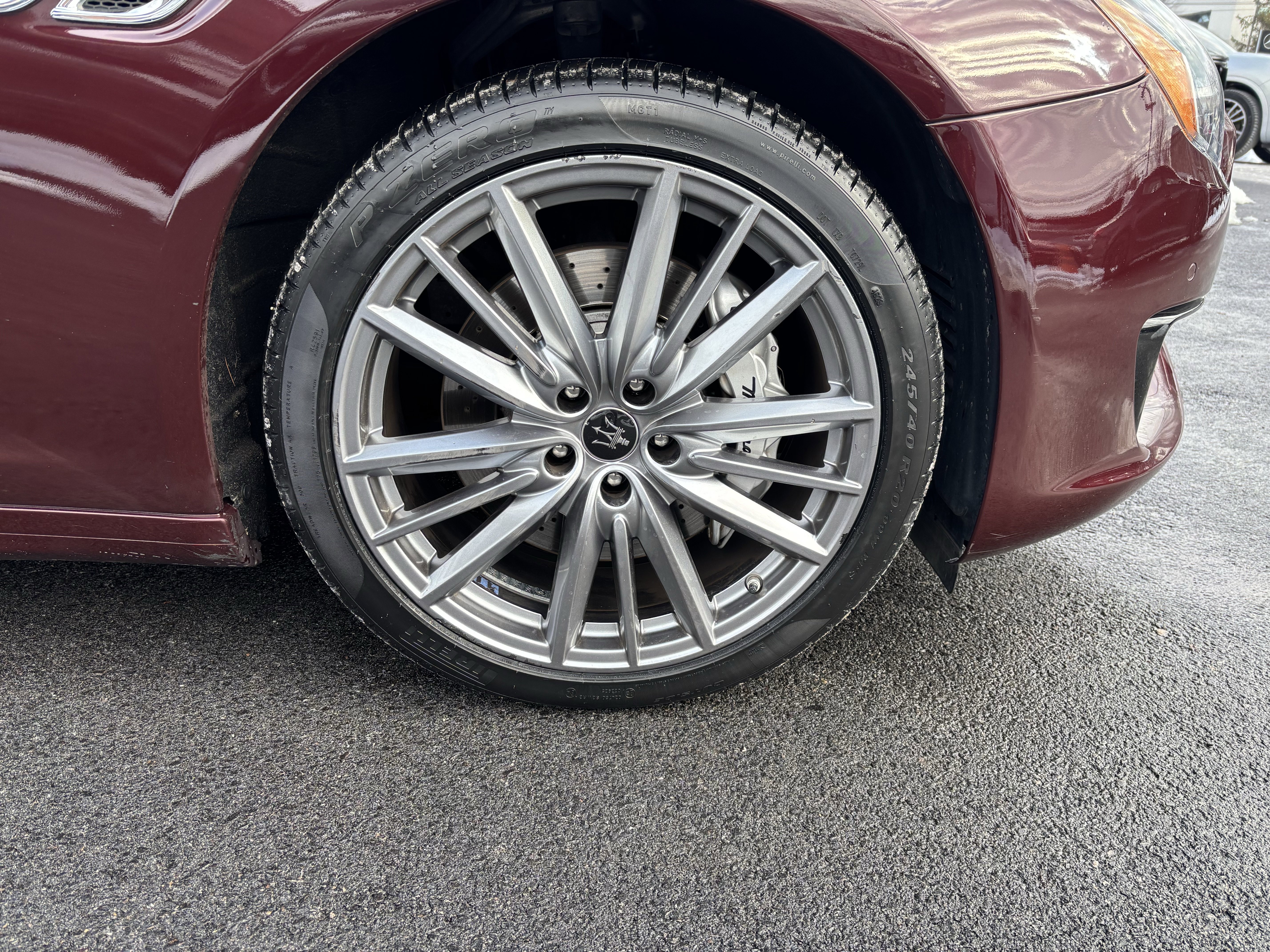 Used 2022 Maserati Quattroporte Modena Q4 image 6