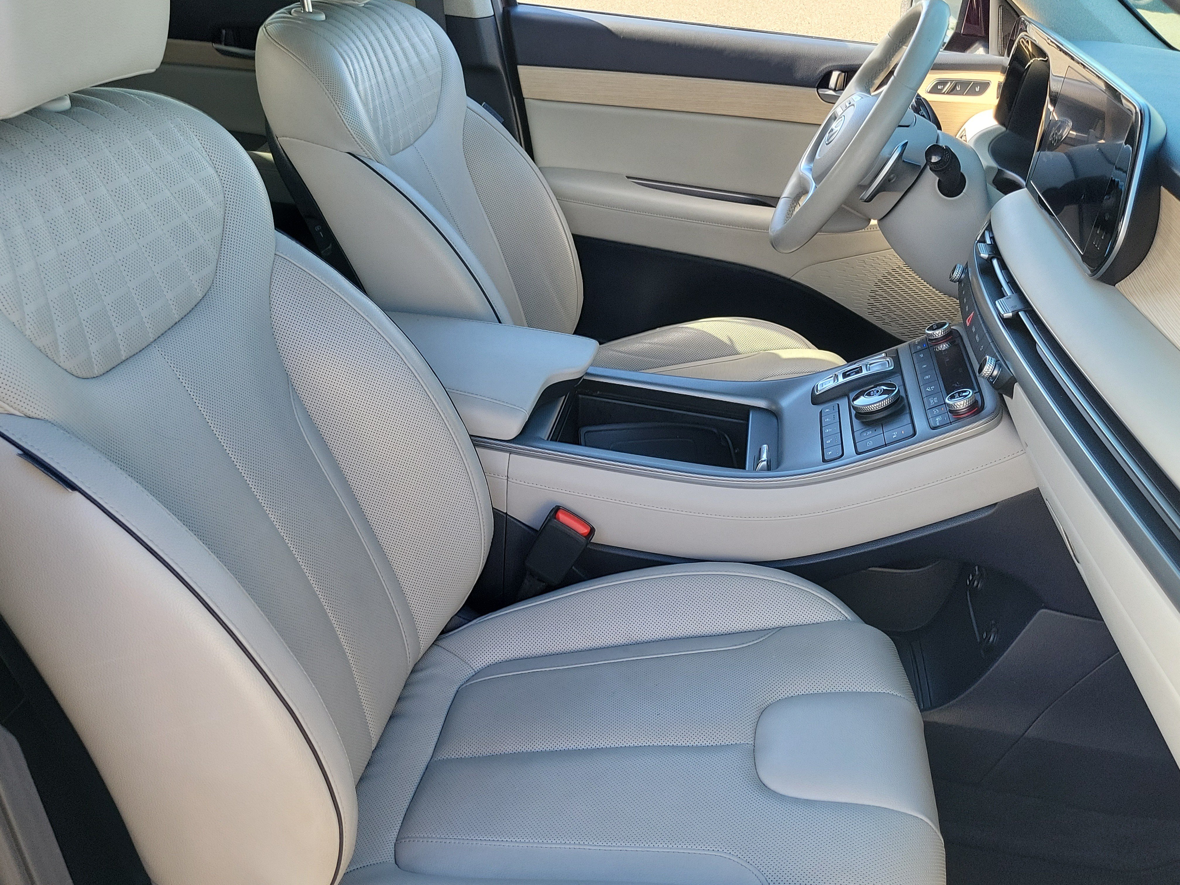 Used 2024 Hyundai Palisade Limited FWD image 23