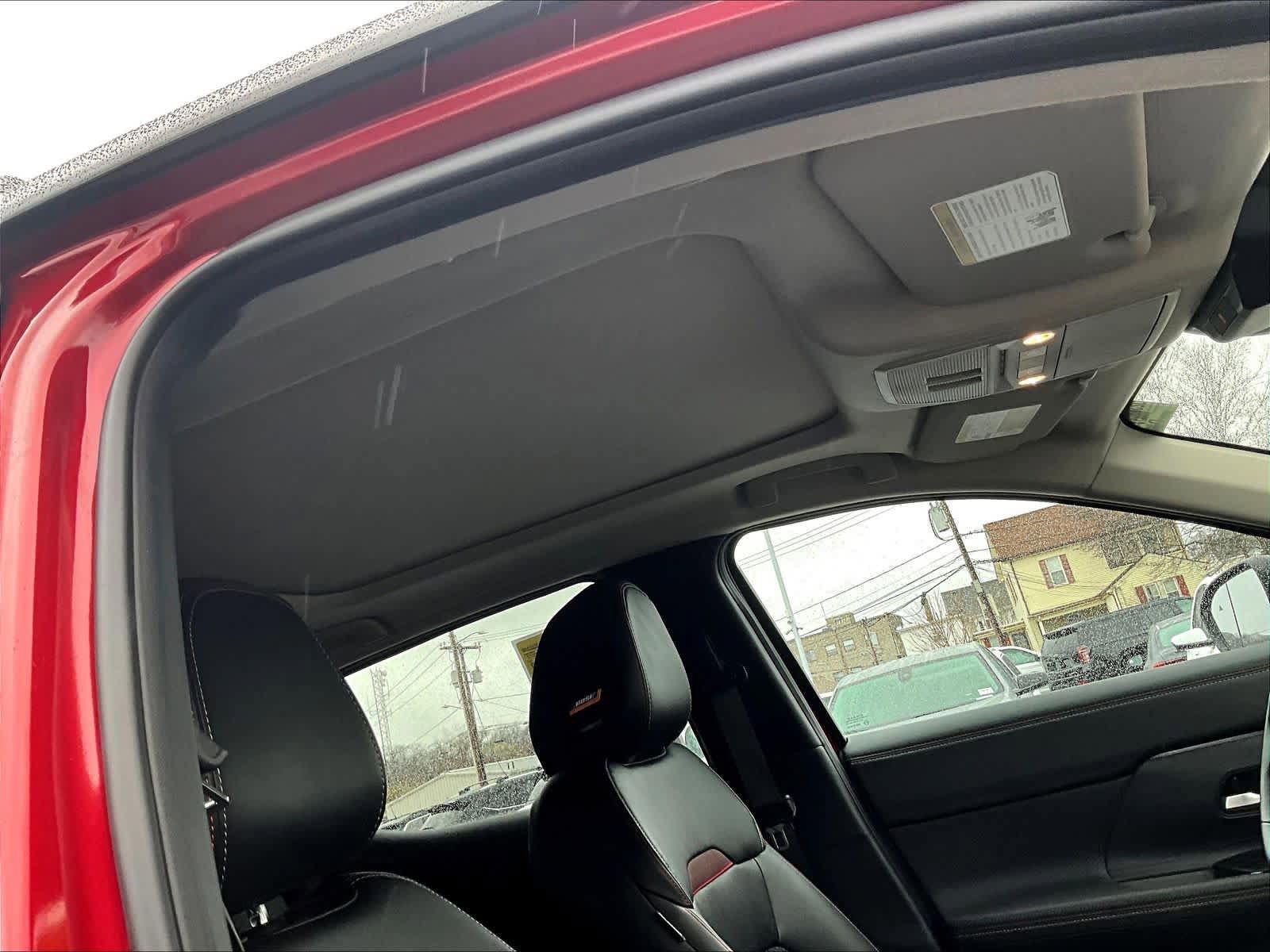 Used 2025 Nissan Kicks SR w/ SR Premium Package AWD/4WD image 22