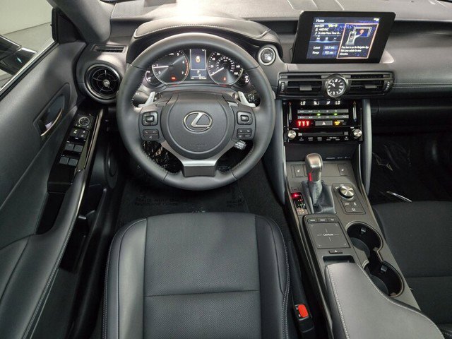 Certified 2025 Lexus IS 300 F Sport image 17