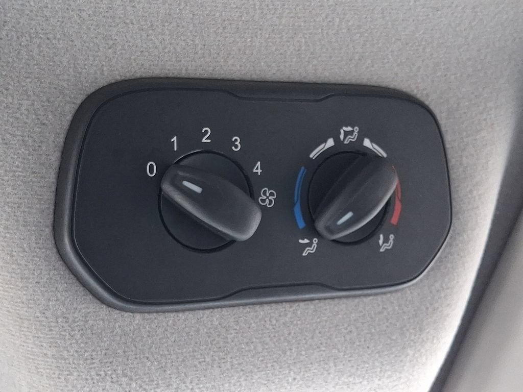 Used 2019 Ford Transit 150 XL RWD image 29