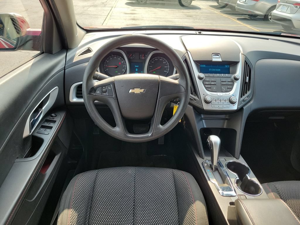 Used 2010 Chevrolet Equinox LT FWD image 12