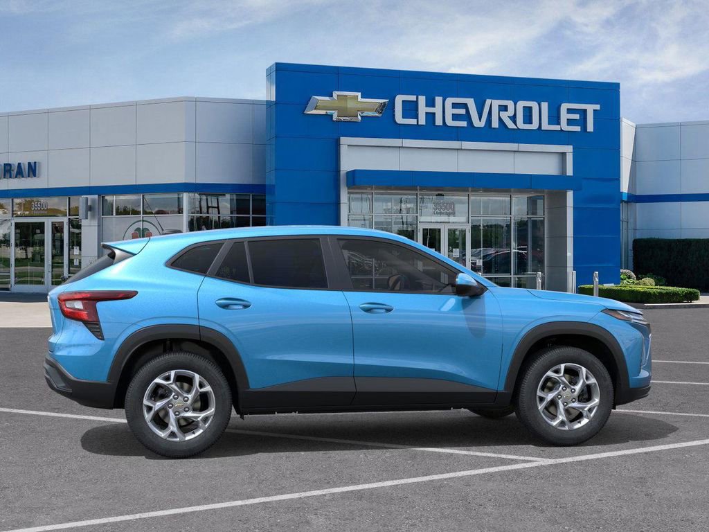 New 2026 Chevrolet Trax LS image 5