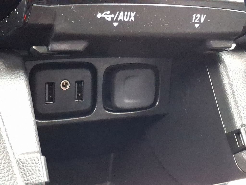 Used 2022 Buick Encore Preferred w/ Safety Package image 25