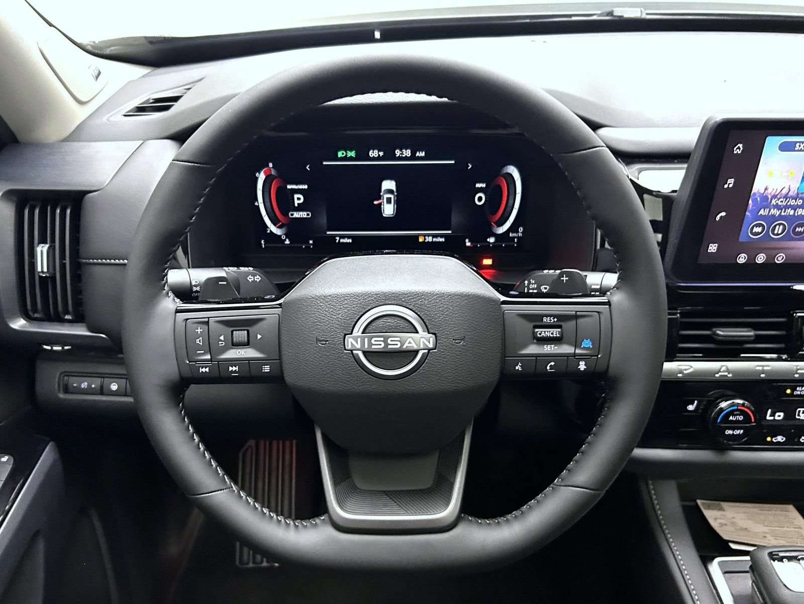 New 2026 Nissan Pathfinder SL w/ SL Premium Package AWD/4WD image 12