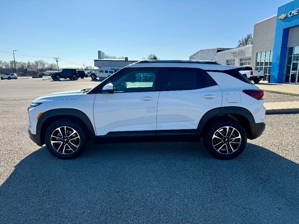 New 2025 Chevrolet TrailBlazer LT w/ Convenience Package