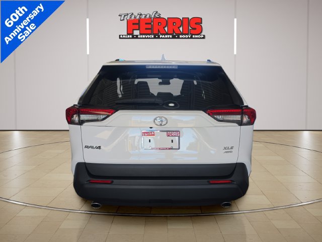Used 2024 Toyota RAV4 XLE AWD/4WD image 4