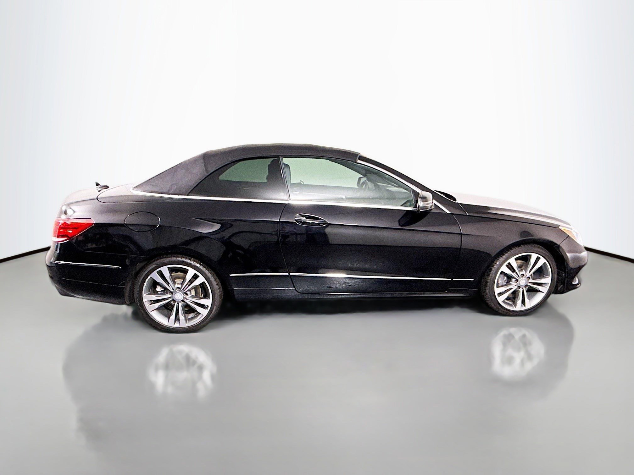 Used 2016 Mercedes-Benz E 400 Cabriolet image 11