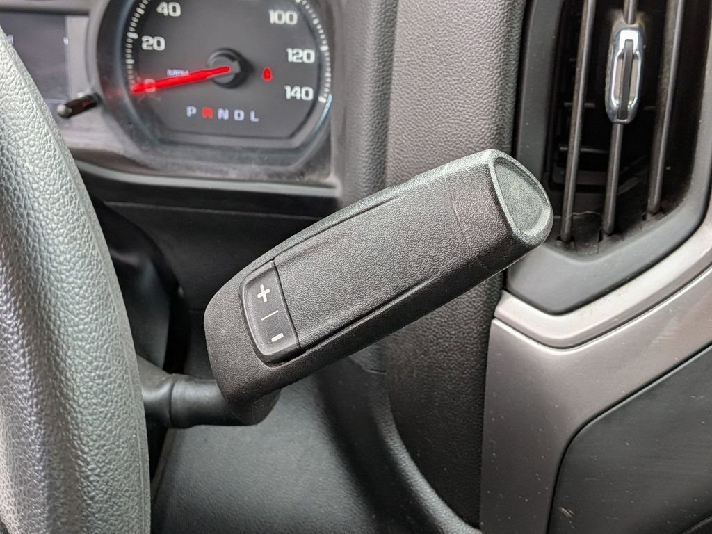 Used 2025 Chevrolet Silverado 1500 Custom image 24