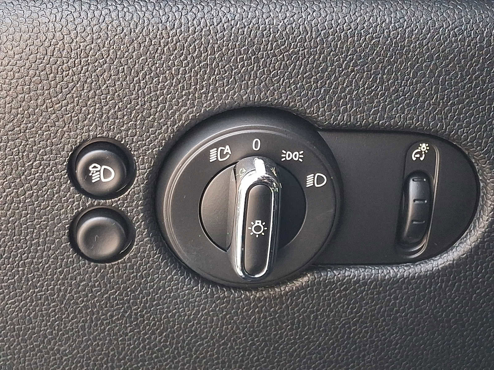 Certified 2024 MINI Cooper S FWD image 27