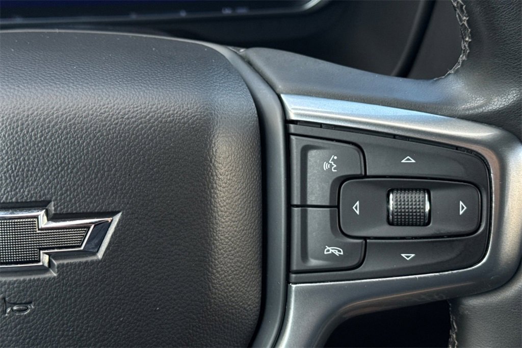 Used 2023 Chevrolet Suburban Z71 image 31