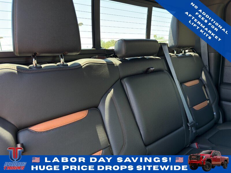 Used 2021 GMC Sierra 1500 AT4 w/ AT4 Value Package AWD/4WD image 30