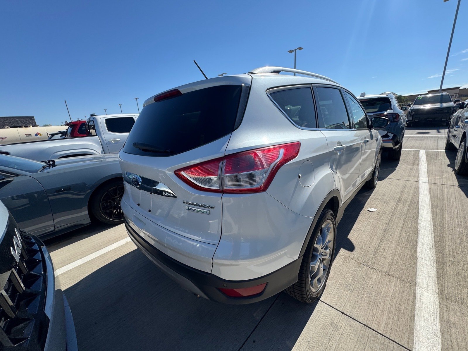 Used 2014 Ford Escape Titanium w/ Equipment Group 401A FWD image 4