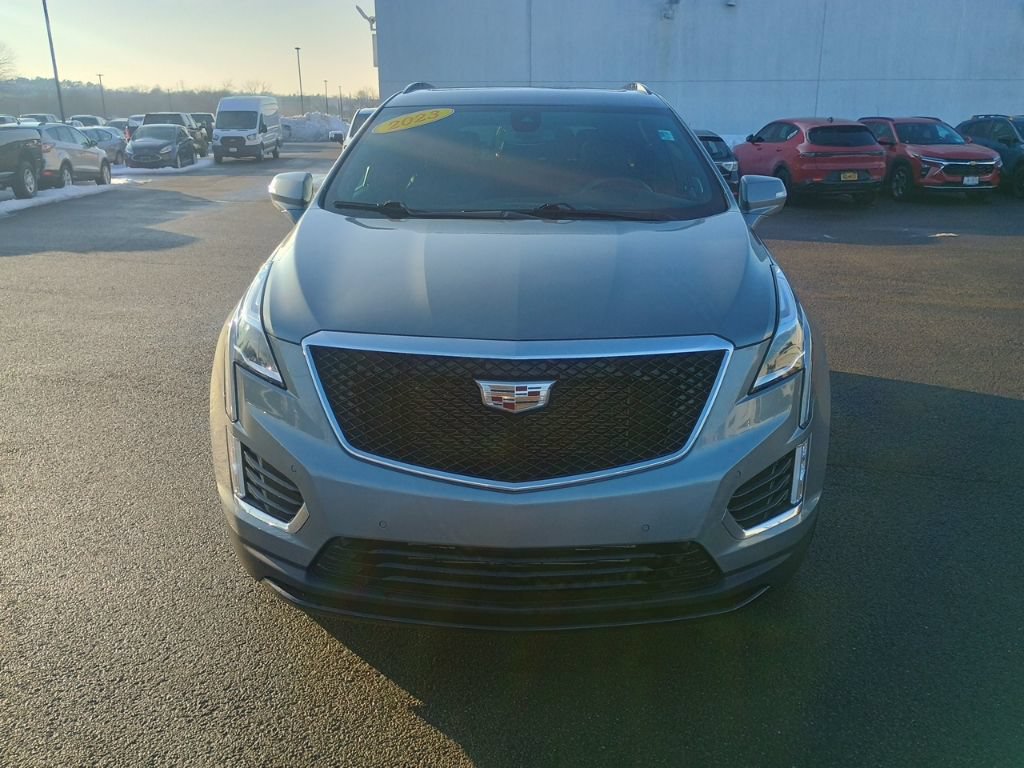 Used 2023 Cadillac XT5 Sportv w/ LPO, Floor Liner Package AWD/4WD image 3