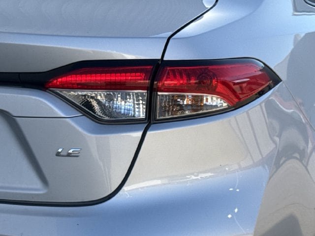 Used 2024 Toyota Corolla LE FWD image 7