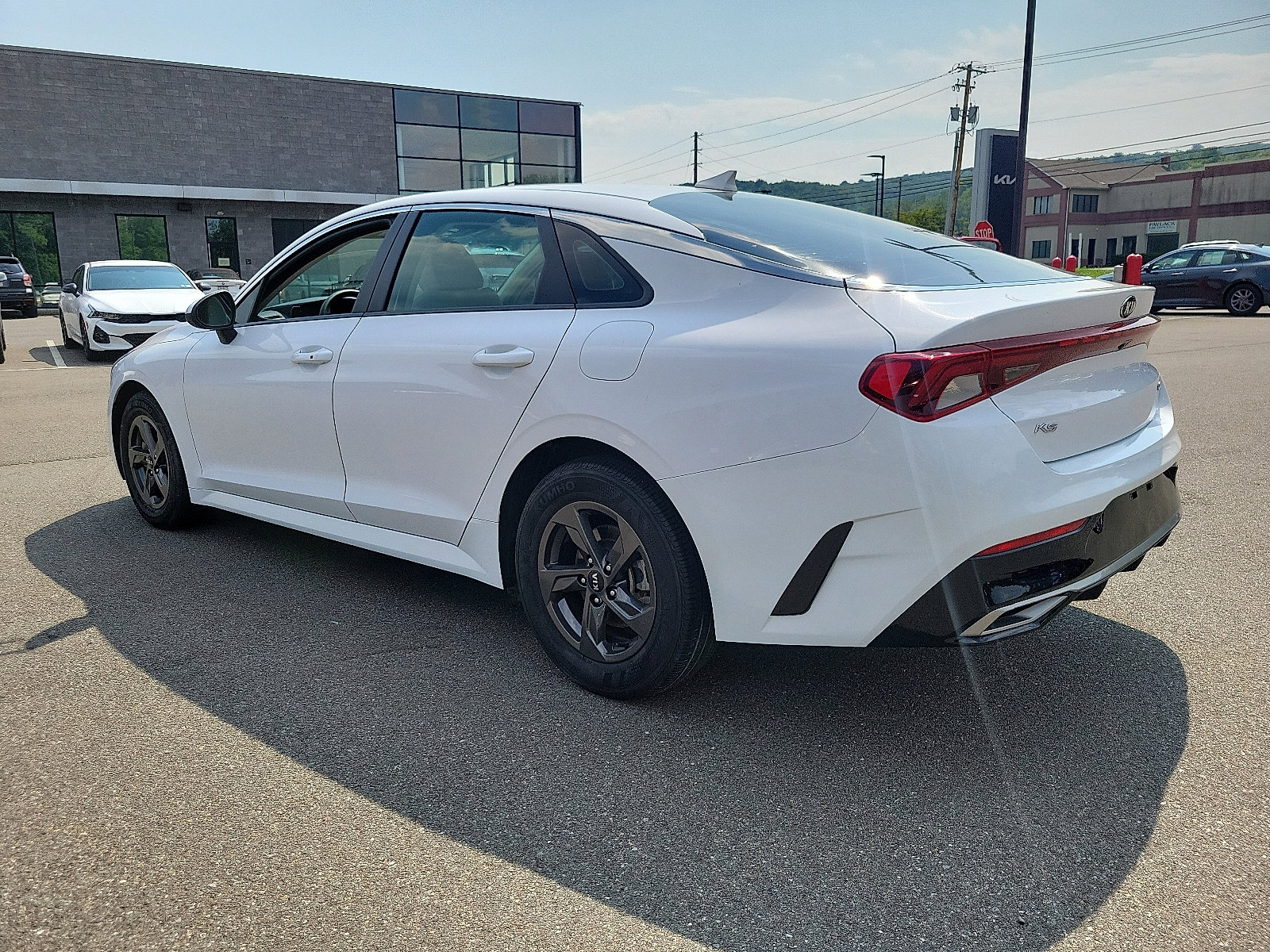 Used 2021 Kia K5 LXS image 4