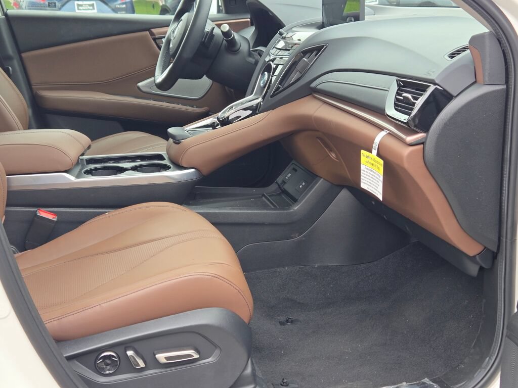Certified 2026 Acura RDX w/ Technology Package AWD/4WD image 8