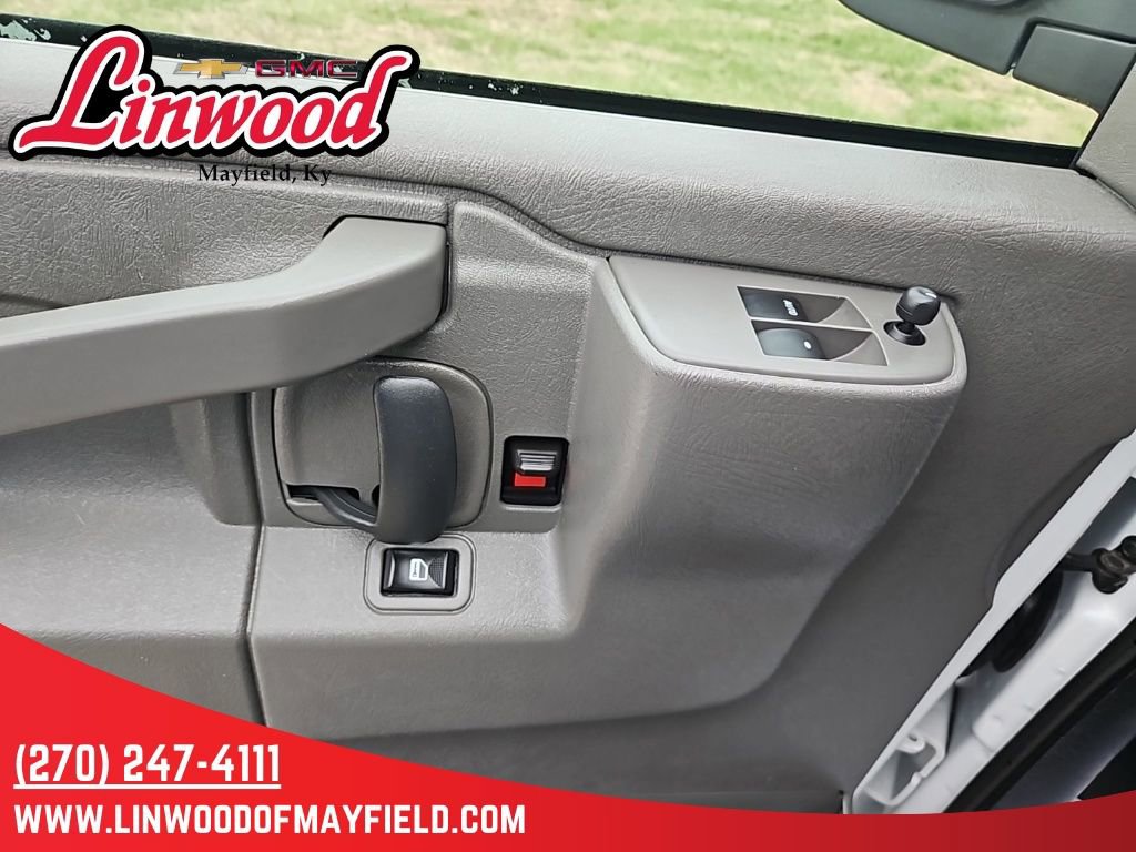 Used 2024 Chevrolet Express 2500 w/ Driver Convenience Package image 13