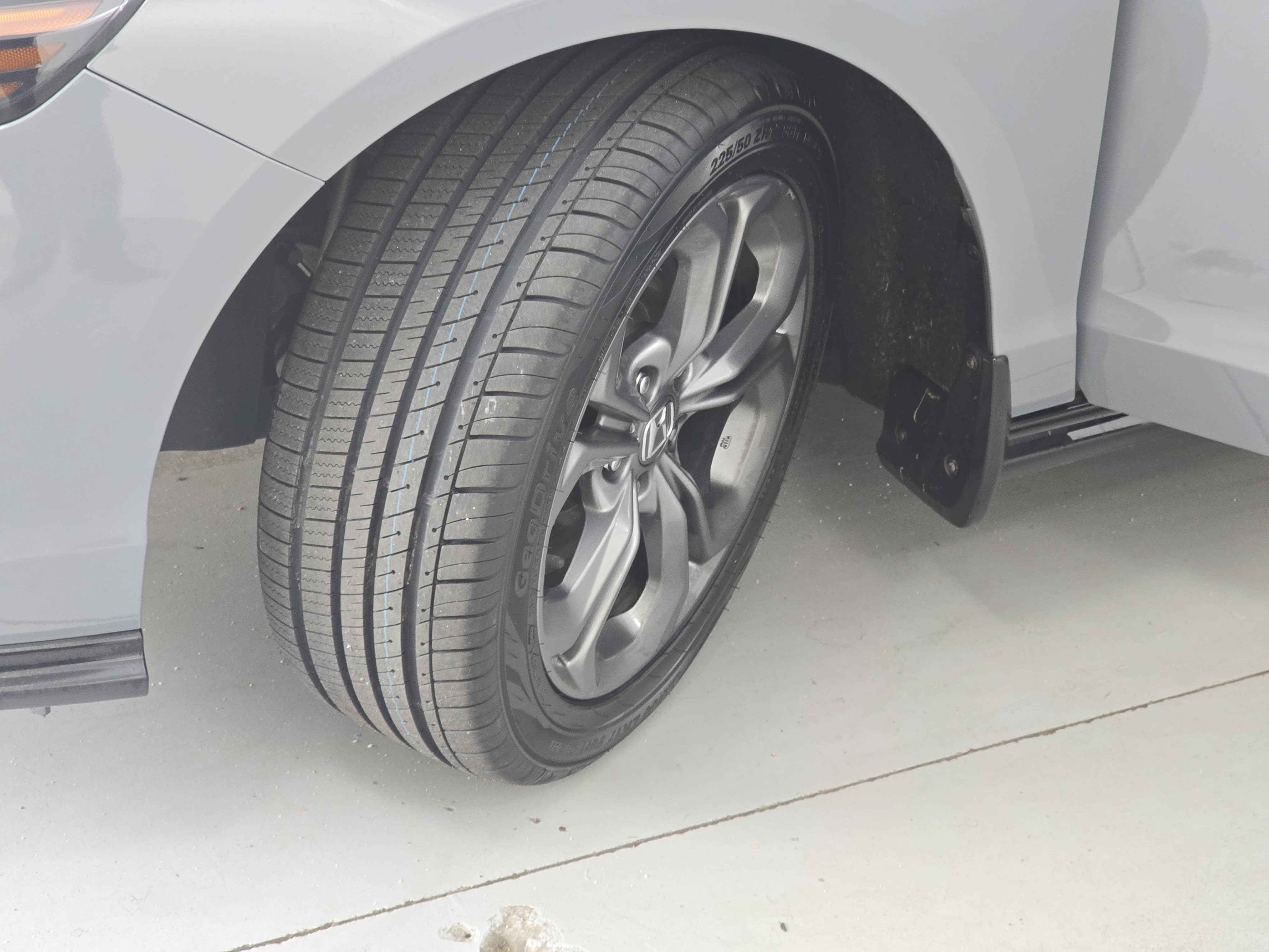 Used 2024 Honda Accord EX-L image 32
