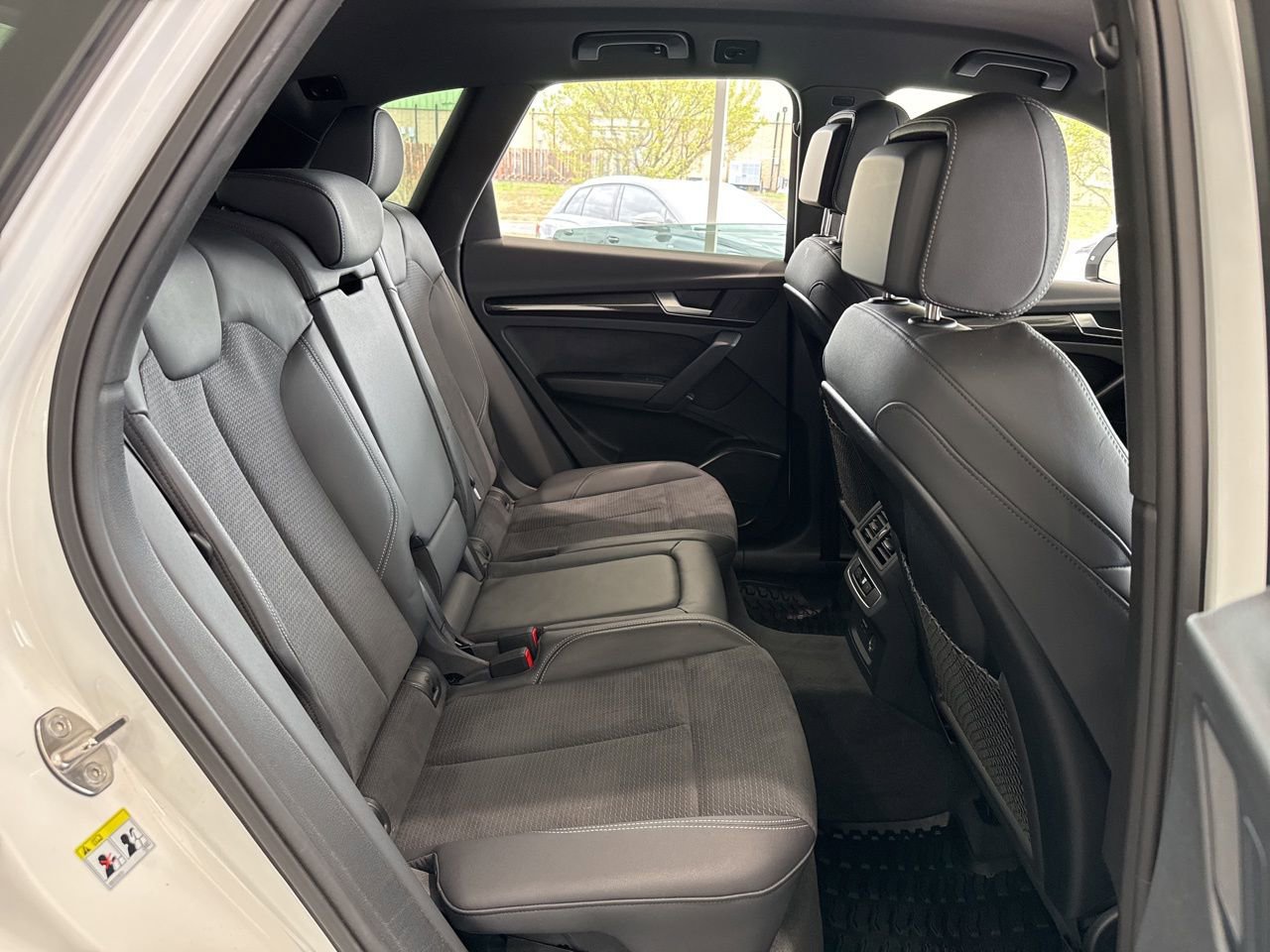 Used 2024 Audi SQ5 Premium image 41