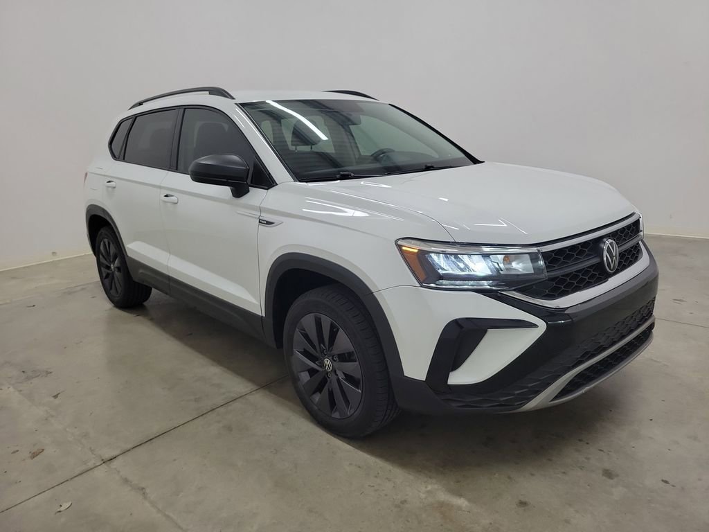 Used 2022 Volkswagen Taos S image 4