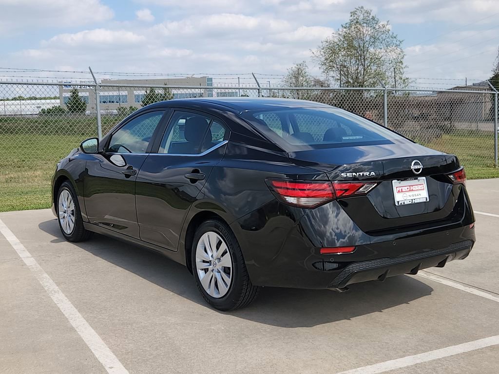 Used 2025 Nissan Sentra S FWD image 7