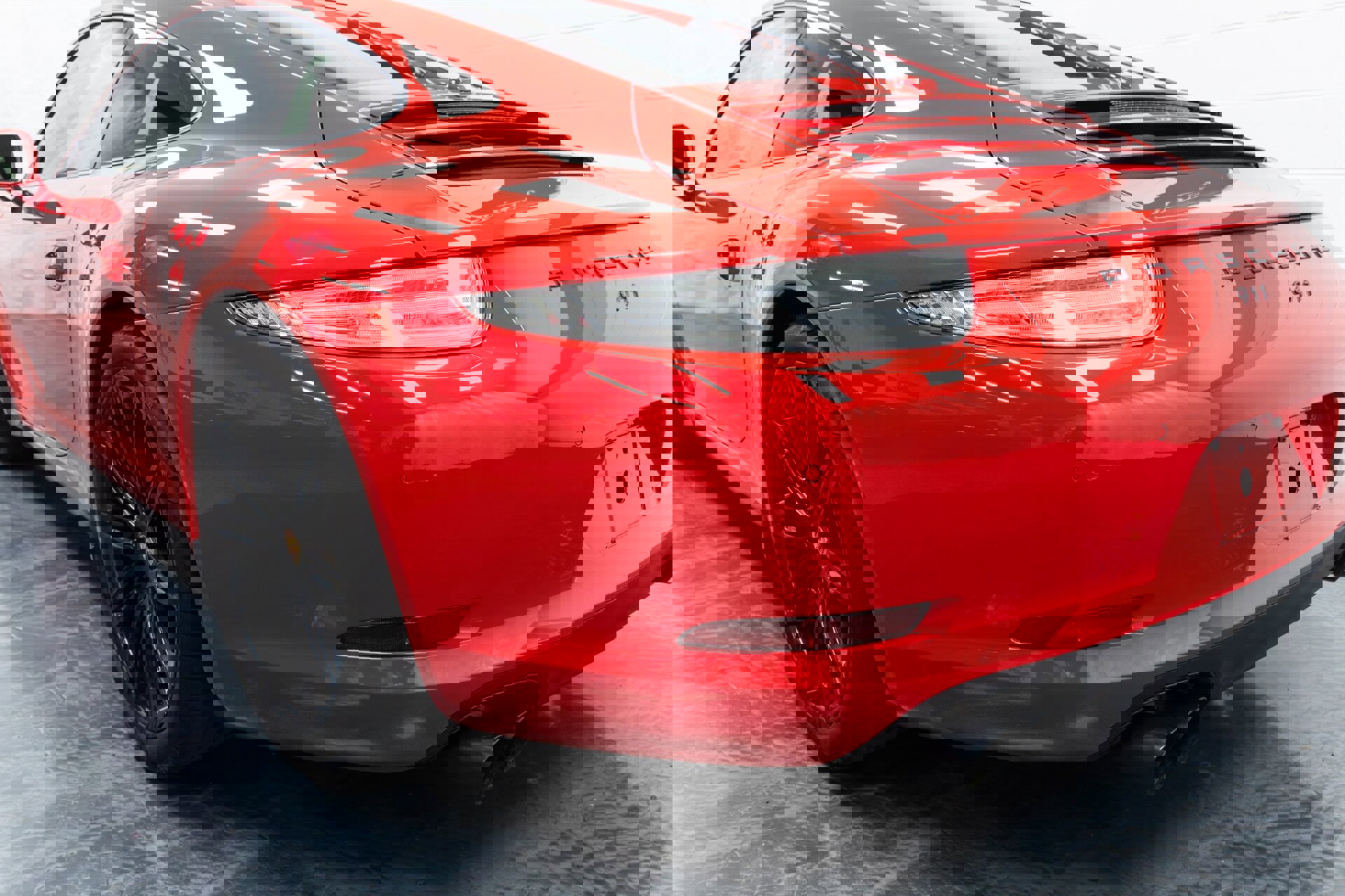 Used 2015 Porsche 911 Carrera image 10