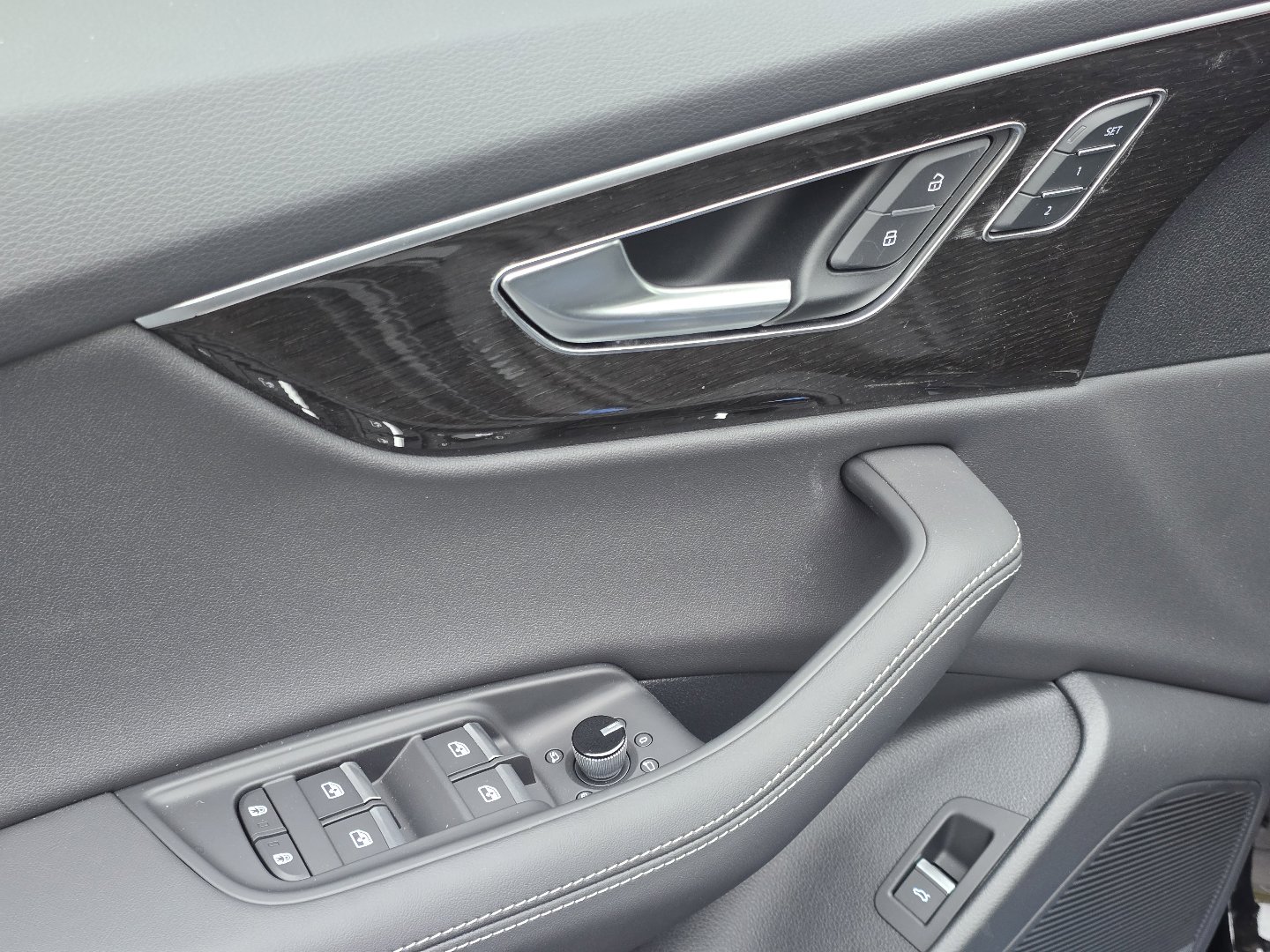 New 2026 Audi Q8 Premium Plus image 40