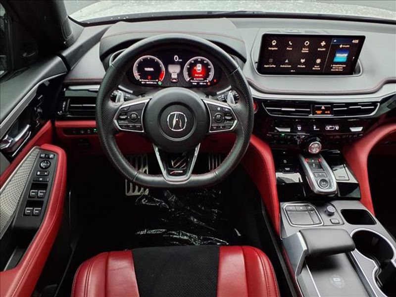 Used 2023 Acura MDX A-Spec image 15
